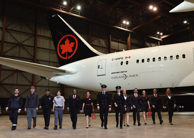 Les talents canadiens choisissent Air Canada : la société aérienne est nommée parmi les meilleurs employeurs au Canada une sixième année de suite (Groupe CNW/Air Canada)