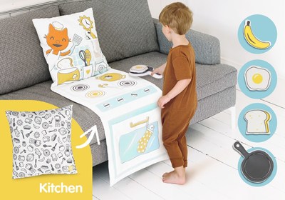 Brush up on your brunch skills with the Kitchen Pillow Playset ?featuring adorable included props like a banana, frying pan, egg and more! (CNW Group/Sago Mini)
