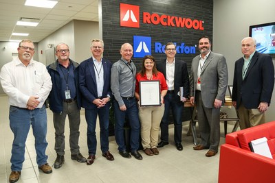 ROCKWOOL receives the award for Most Improved Carbon Reductions from the Tennessee Valley Authority (TVA).  On hand for the presentation (from left to right) were Tony Borden, Ryszard Brzuchalski, Trent Ogilvie, Bent Jorgensen, Sharon Taylor, and Ken Cammarato from ROCKWOOL, as well as Michael Bellipanni of North Central Electric and William Duke of  TVA. (CNW Group/Rockwool Group)