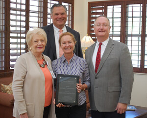 Florida Representative MaryLynn Magar Receives 2018 Hospice Champion Award