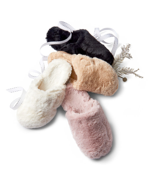 Vionic Gemma Plush Slippers selected as one of Oprah's Favorite Things 2018! www.vionicshoes.com