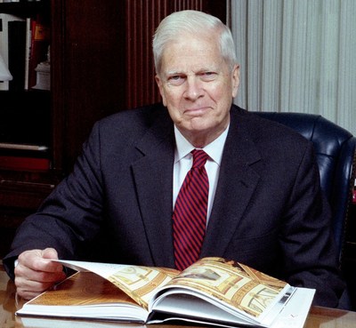 James H. Billington Meninggal Dunia pada Usia 89; Ilmuwan dan Penulis Ternama Berkhidmat Sebagai Pustakawan Kongres A.S. Ketiga Belas