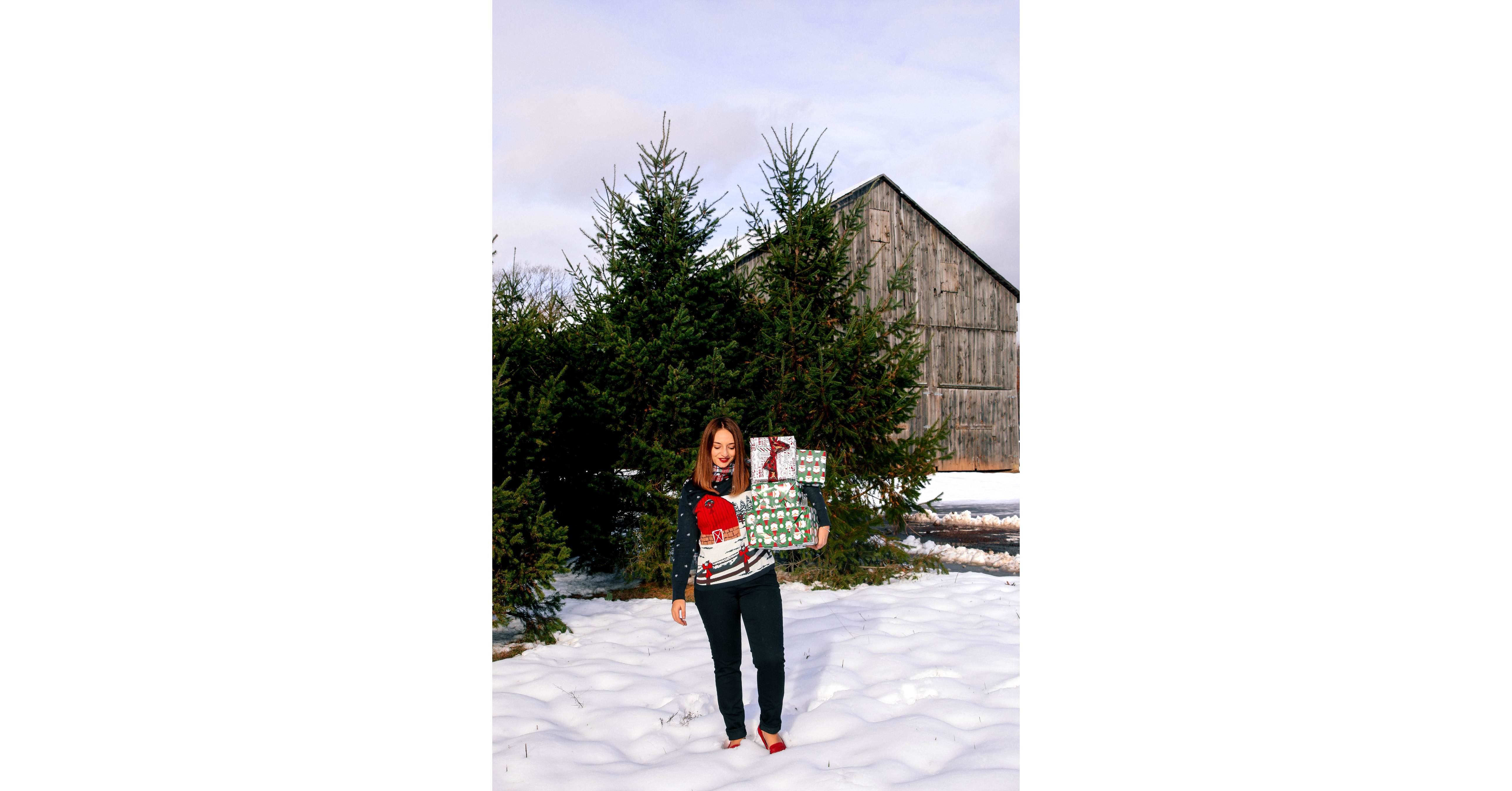 Lands' End Puts the Twelve Most Instagrammable Holiday Gifts into Focus