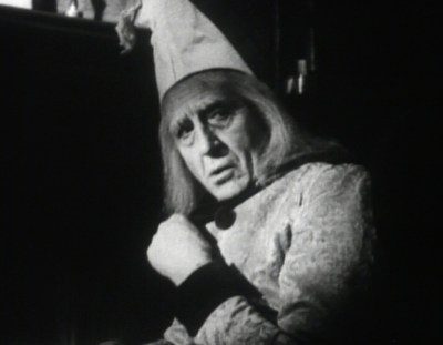 Everyone's Favorite Sherlock to Play Everyone's Favorite Miser