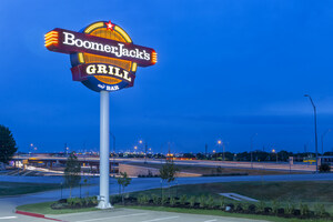 Free Holiday Meals for First Responders at BoomerJack's Grill &amp; Bar