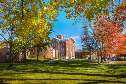 Lincoln College in Lincoln, Illinois, the only college named for Abraham Lincoln during his lifetime, is announcing a new Price Match Program that updates the College's commitment to affordability to meet the needs of the 21st Century. (PRNewsfoto/Lincoln College)