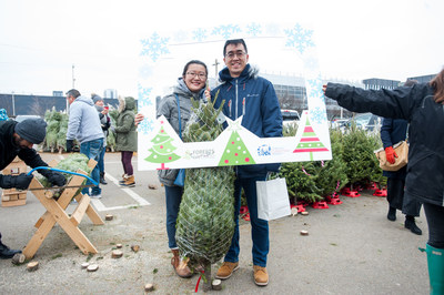 One of the best parts of buying a real Christmas tree is the adventure of finding the perfect one for you and your home. (CNW Group/Forests Ontario)