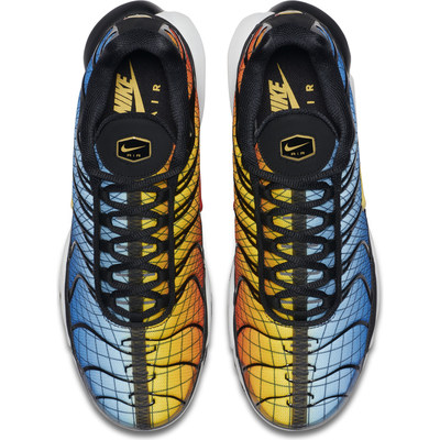 Foot Locker Unveils Nike 'Home \u0026 Away 