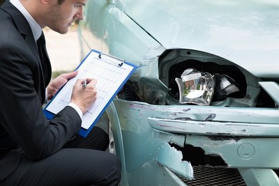 How To Deal With Car Insurance Claim Adjusters