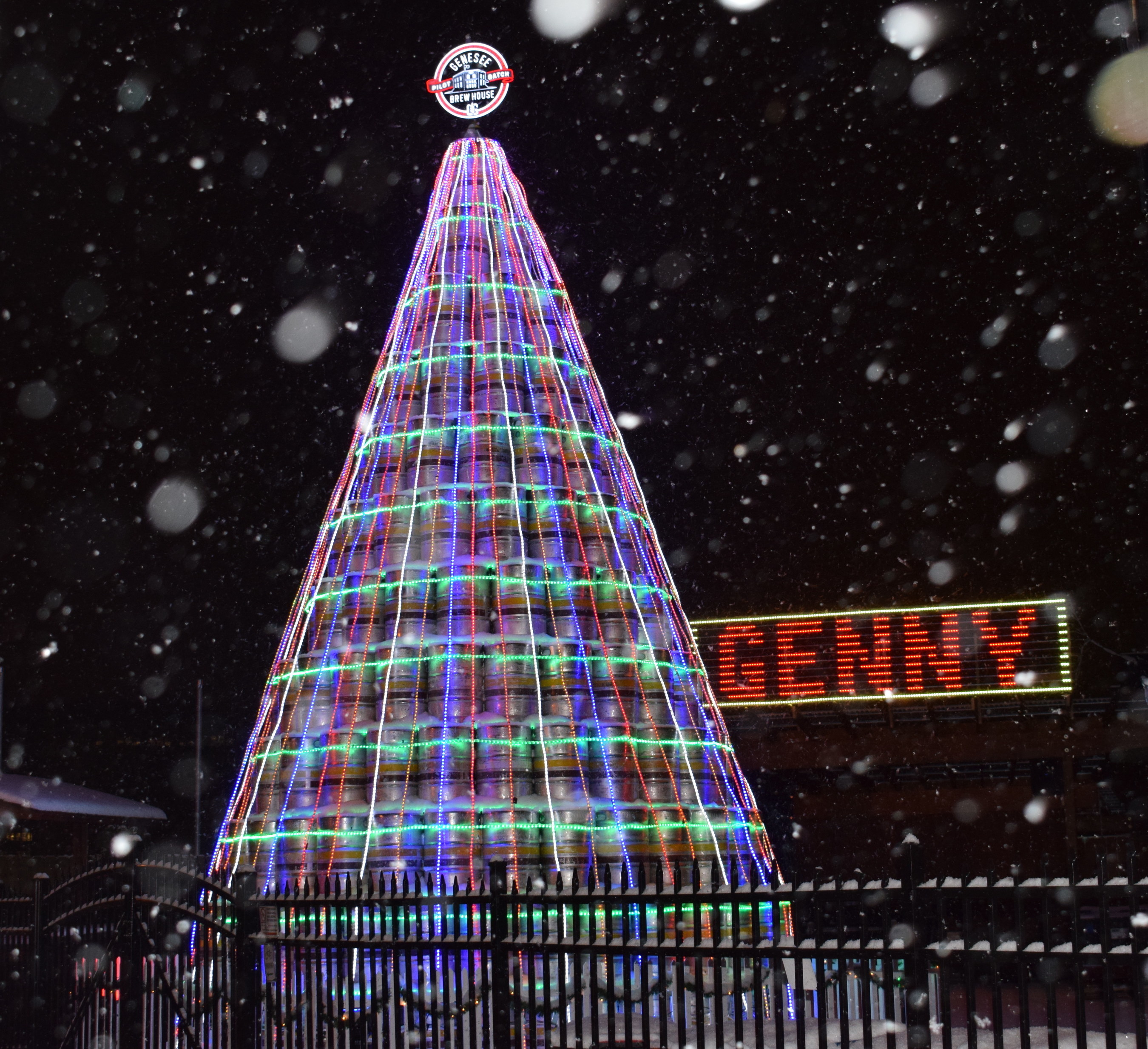 genesee brew house christmas party 2020 Genesee Brewery Says Take A Break From 24 Hour Political News Cycle Look At Christmas Tree Made Of Beer Kegs Instead genesee brew house christmas party 2020