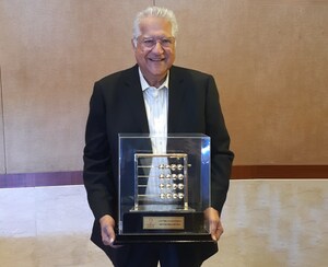 Magic Software Chairman, Arjun Malhotra Awarded the 'Lifetime Achievement Award' by Dataquest