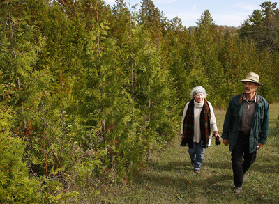 Donna and Art Marvin have been a couple for nearly 50 years. (CNW Group/Forests Ontario)
