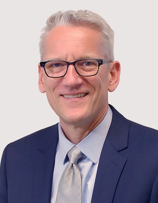 John Wiesman, DrPH, MPH, was appointed co-chair of the Presidential Advisory Council on HIV/AIDS. Wiesman is the Washington State Secretary of Health and immediate past president of ASTHO.