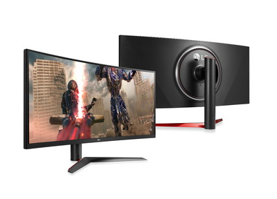 The LG UltraGear Monitor was designed to embrace gamers with its 21:9 aspect ratio, curved screen and virtually borderless design. (CNW Group/LG Electronics, Inc.)