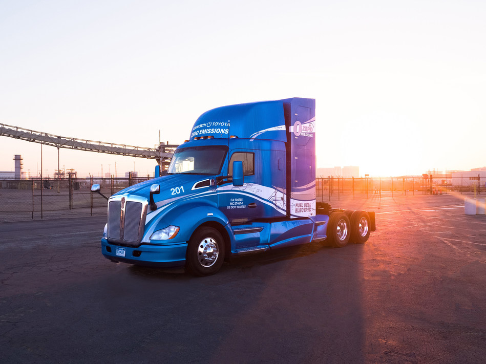 Kenworth Truck Company and Toyota Motor North America are collaborating to develop 10 zero-emission Kenworth T680s powered by Toyota hydrogen fuel cell electric powertrains.