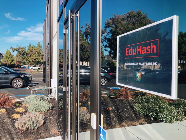 EduHash Silicon Valley Labs certified by WISETONE for managing 1.09 million TPS records (PRNewsfoto / EduHash)