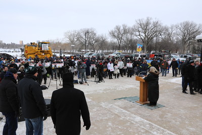 Tuesday's Rally in Regina for Canadian Resources (CNW Group/Brandt Tractor Ltd.)