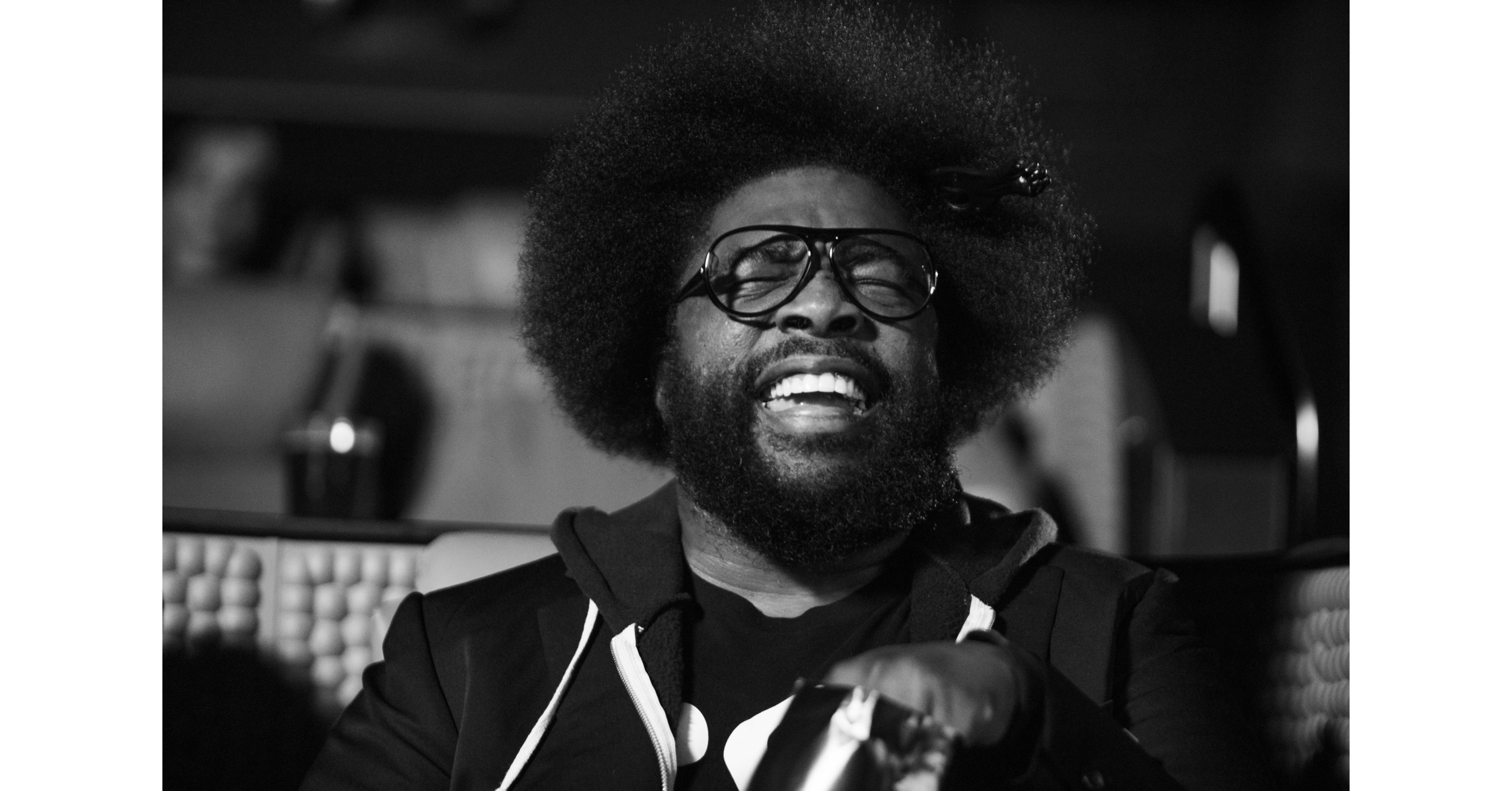 ipic-elevates-popcorn-seasoning-with-questlove-s-new-sneakies