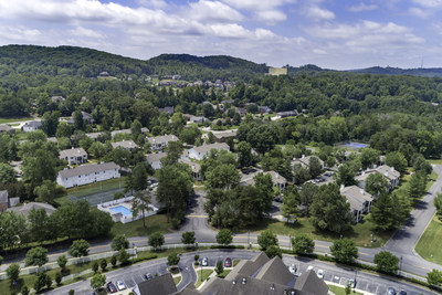 MZ Capital Partners has acquired British Woods Apartments and Townhomes, a 10-acre full-amenity luxury community consisting of 17 two-story garden-style and Townhome buildings with a total of 130 units in the Knoxville, TN suburb of Oak Ridge. MZ plans to fully renovate British Woods Apartments and Townhomes over the next two years, including enhancements to common areas where they will add a new state of the art fitness center, a dog 