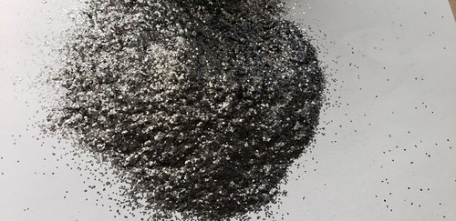 Graphite flakes (CNW Group/SRG Graphite)