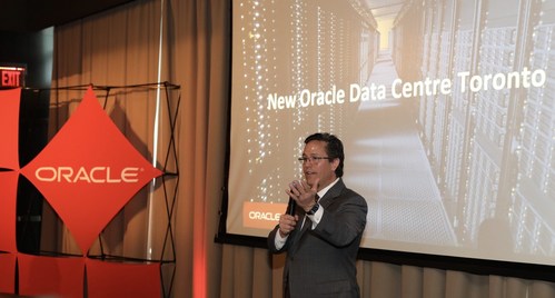 Rich Geraffo, Executive Vice President, North American Technology Division at Oracle speaks to customers at a launch event in Toronto (PRNewsfoto/Oracle)