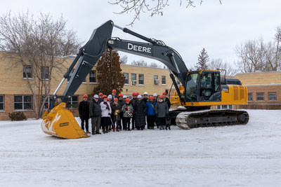 Delegates from CNIB and Brandt gathered at the renewal site late last week to celebrate this milestone in the CNIB site-renewal project. (CNW Group/Brandt Group of Companies)