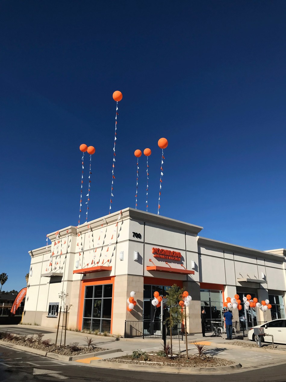 Yoshinoya Celebrates Opening Newest Store in Escondido, CA Expanding