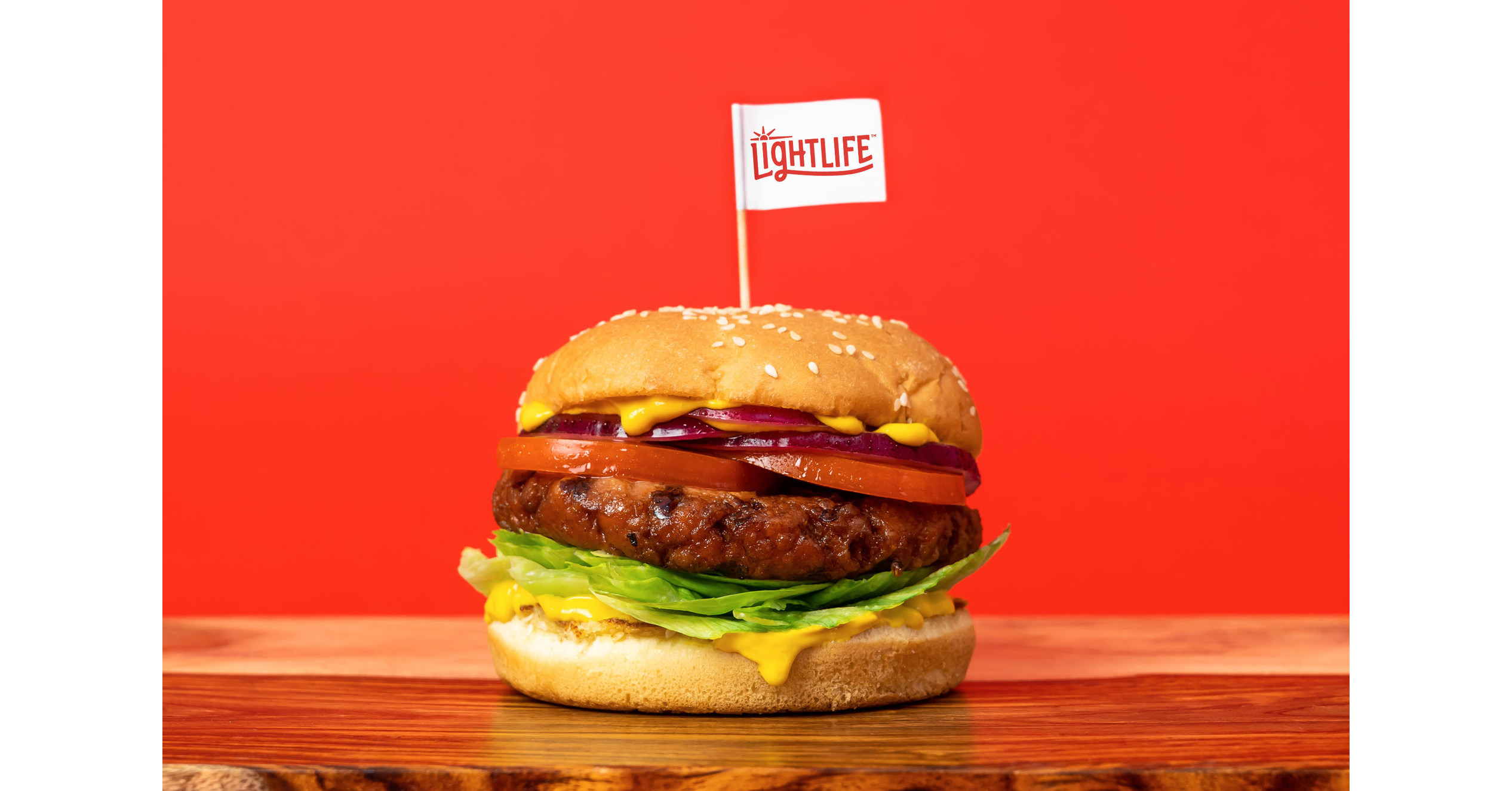 Lightlife Wows With A Plant Based Burger That Wins On Taste Nutrition And Ingredients In New Product Line That Shines In The Meat Aisle