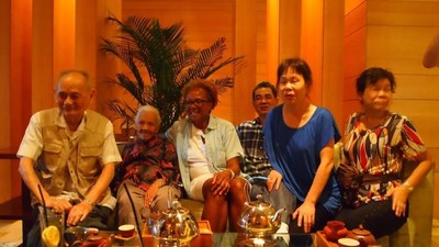 Former NBC Senior Vice President Paula Williams Madison reunites with her 94-year-old aunt in China