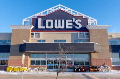 Lowe’s Canada celebrates the opening of its 67th Lowe’s store in Canada and first new model Lowe’s store in Manitoba (CNW Group/Lowe's Canada)