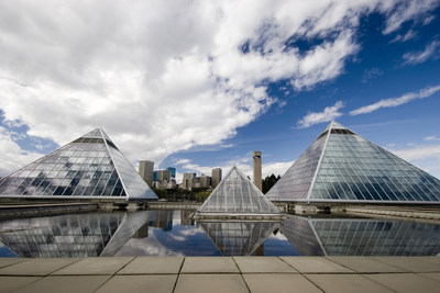 Glass pyramids in Edmonton Alberta. (CNW Group/WESTJET, an Alberta Partnership)