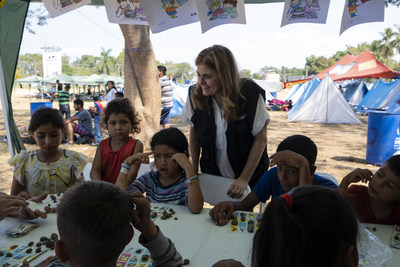 Paloma Escudero, directrice des communications de l'UNICEF, visite des familles migrantes en attente d'un visa humanitaire  la frontire entre le Mexique et le Guatemala. 29 Janvier 2019.  UNICEF/UN0277464/Bindra (Groupe CNW/UNICEF Canada)