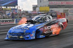 Dodge//SRT, Mopar Add NHRA National Event Title Sponsorships at Houston and Las Vegas Races