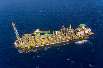 Production has begun on the P-67 floating production and storage offloading vessel (FPSO), at the Lula North deep-water project in the Brazilian Santos Basin.