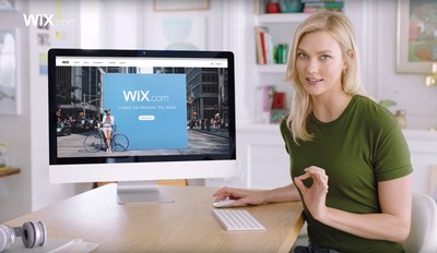 Karlie Kloss builds her website with Wix