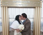 L'Empire State Building annonce l'identité des couples gagnants de son 25e concours annuel de mariage de la Saint-Valentin