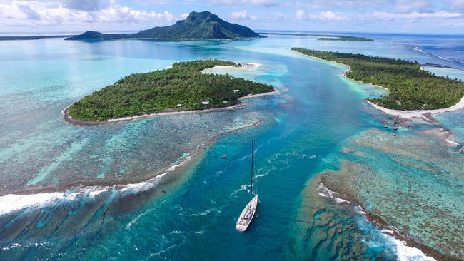 With Tahiti Private Expeditions, Superyacht Storytellers will ensure that yacht owners' remarkable vacations are preserved in a way completely tailored to their tastes; photo courtesy of Rodolphe Holler. With Tahiti Private Expeditions, Superyacht Storytellers will ensure that yacht owners' remarkable vacations are preserved in a way completely tailored to their tastes; photo courtesy of Rodolphe Holler.