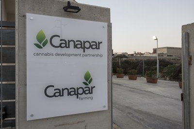 Installation d'extraction de chanvre  l'chelle industrielle de Canapar en Sicile, en Italie