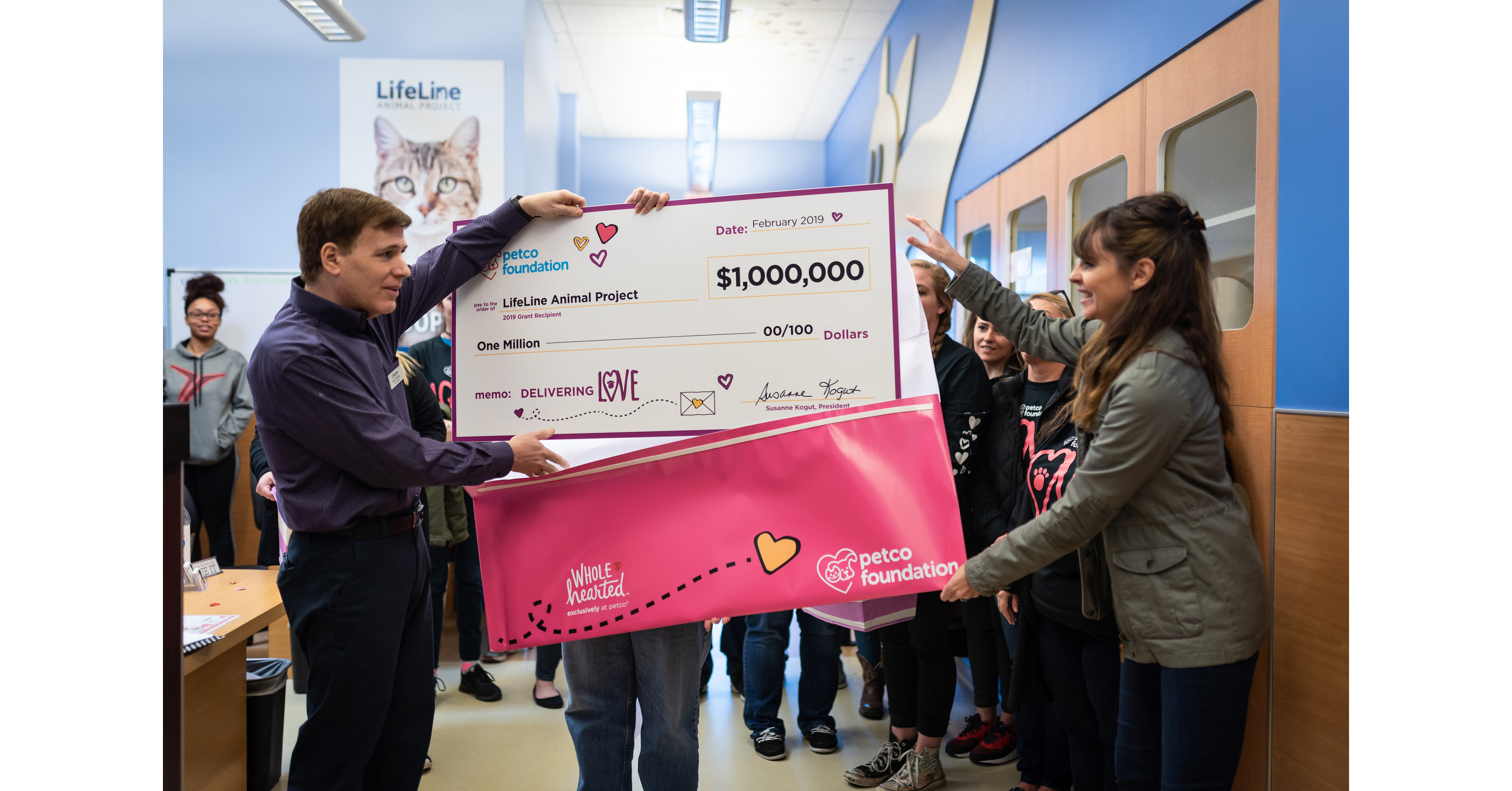 Petco Foundation Celebrates Valentine's Day With 14 Million In Grant