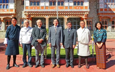 Delegation from Kansai University visits Jigme Namgyel Engineering College (JNEC) in Bhutan.