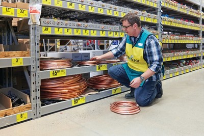 A National Hiring Day will be held on Saturday, February 23, in all Lowe's, RONA, and Reno-Depot corporate stores across the country (CNW Group/Lowe's Canada)