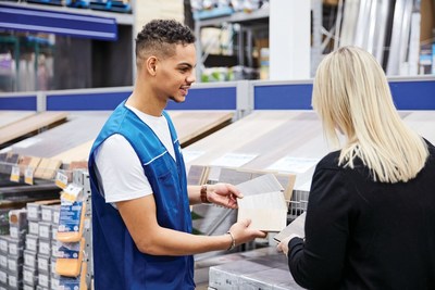 A National Hiring Day will be held on Saturday, February 23, in all Lowe's, RONA, and Reno-Depot corporate stores across the country (CNW Group/Lowe's Canada)