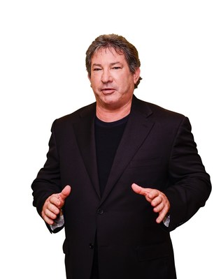 Mitch Gould, NPI founder and CEO, is a third-generation retail distribution and manufacturing professional. He has more than 30 years of experience in the retail industry, with expertise spanning several categories of consumer products in sports nutrition, dietary supplements, skincare, Nutraceuticals, cosmeceuticals and beverages.