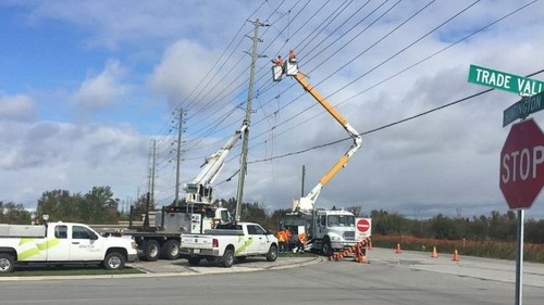 Alectra's linesworkers are on standby and ready to assist in the event of a storm. (CNW Group/Alectra Utilities Corporation)