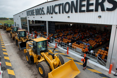 More than 430 loaders were sold in Ritchie Bros.' record-breaking Orlando, FL auction last week. (CNW Group/Ritchie Bros. Auctioneers)