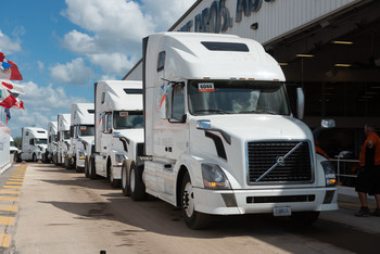 More than 465 truck tractors were sold on the final day of Ritchie Bros.' six-day, US$297+ million auction in Orlando, FL (CNW Group/Ritchie Bros. Auctioneers)