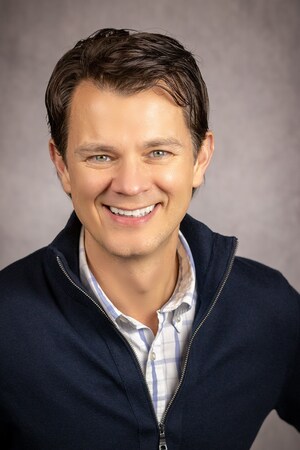 New Leadership Book Motivates Every Employee to Challenge the Status Quo and Initiate Change