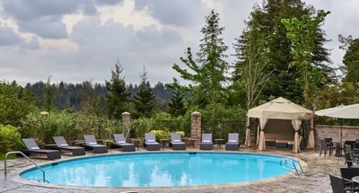 The Hilton Santa Cruz/Scotts Valley Hotel Pool