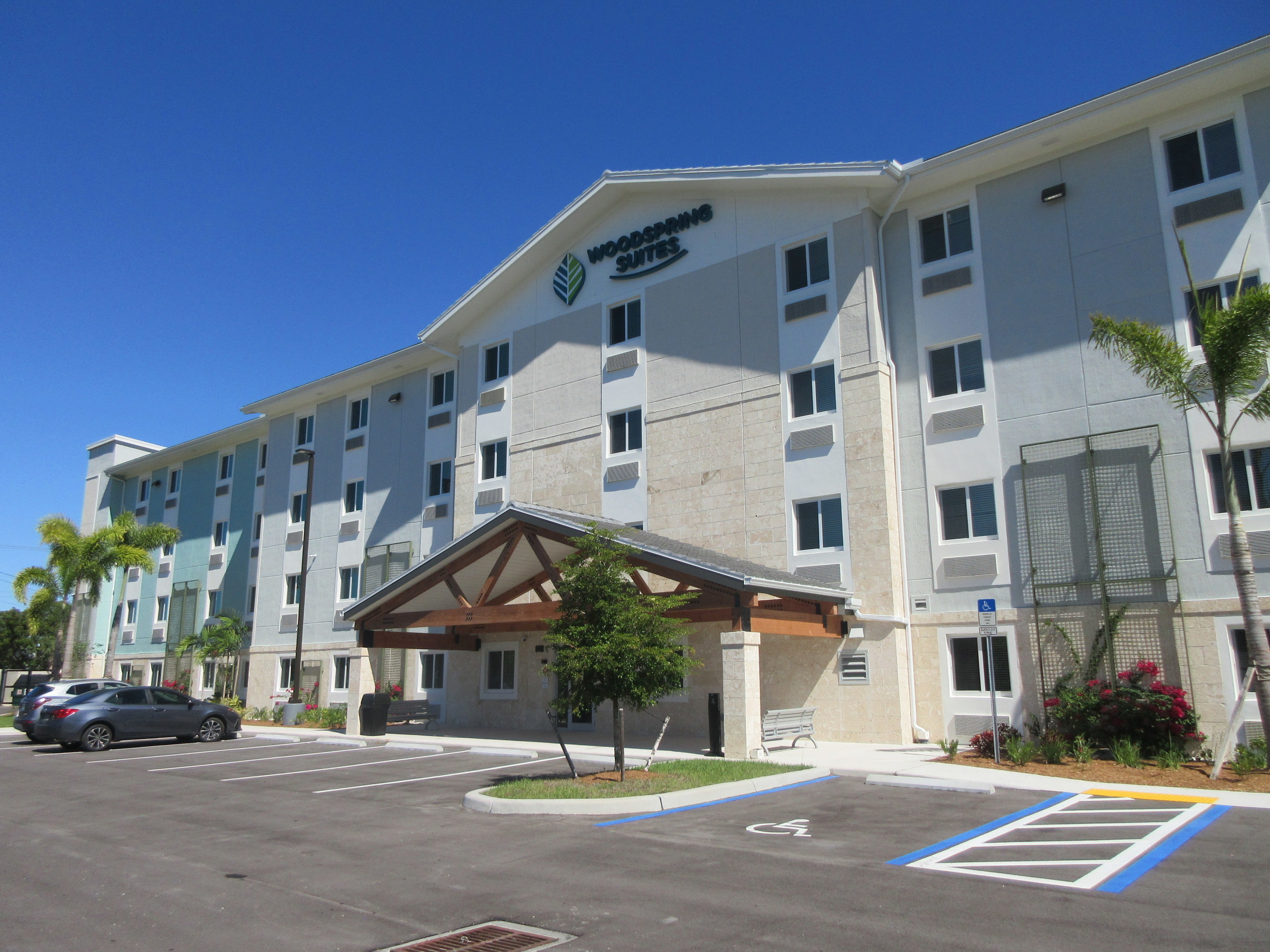 WoodSpring Suites Expands Footprint in Southwest Florida - Mar 1, 2019, image size:2700x2025