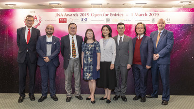 Partners, judges and collaborating organisation at the JNA Awards 2019 Open for Entries Presentation. (From left)  James Courage , Abhishek Parekh, KGK Group; Peter Suen, Chow Tai Fook Jewellery Group; Letitia Chow, UBM Asia; Caroline Yuan, Shanghai Diamond Exchange; Liu Zheng, Guangdong Land Holdings Limited; Mark Lee; and Edward Johnson, Responsible Jewellery Council